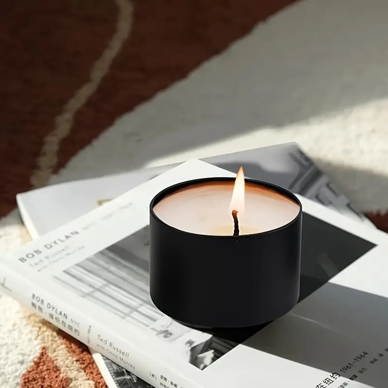 ふた付きのマットな黒と白のキャンドルジャー、空の金属容器、丸 - Candle Vessel Supplies のレビューと価格